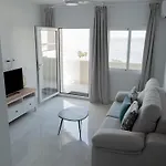 Benalbeach & Views With Terrace By Ele Бенальмадена